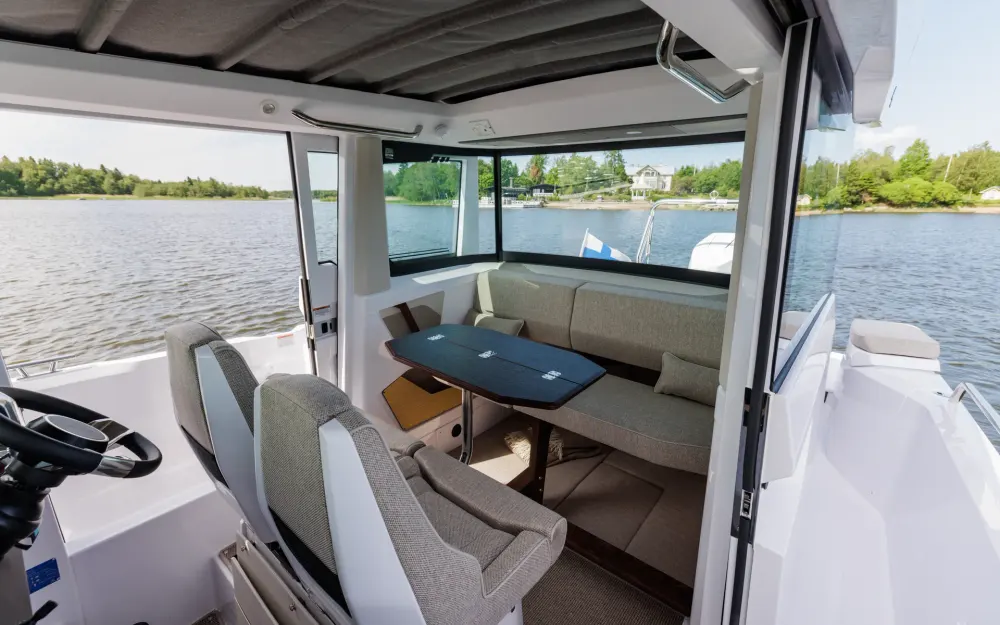 slider 11 Axopar  29 XC CROSS CABIN