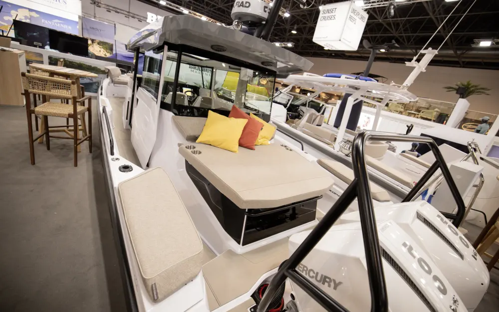 slider 6 Axopar  29 XC CROSS CABIN