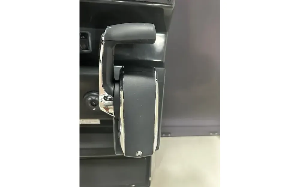 slider 16 Quicksilver  805 Open