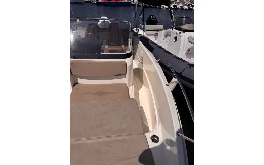 slider 16 Quicksilver 675