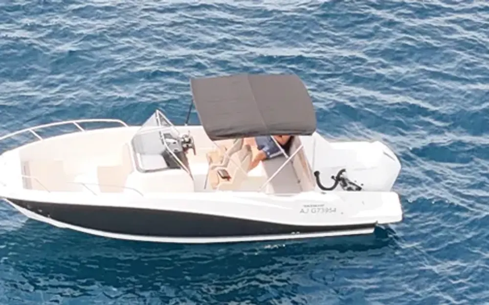 slider 0 Quicksilver Activ 675 Open