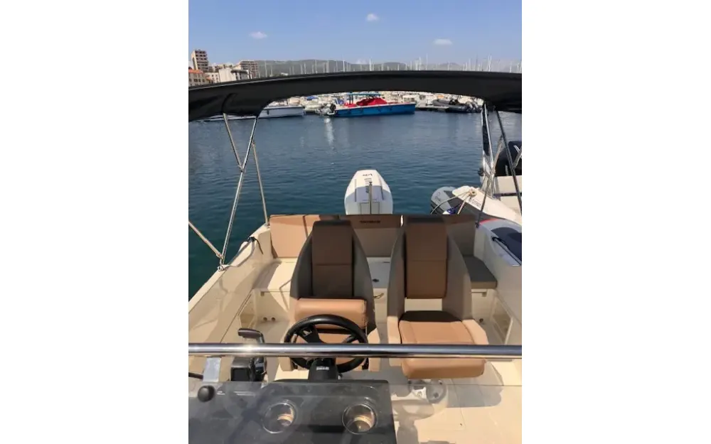 slider 7 Quicksilver Activ 675 Open