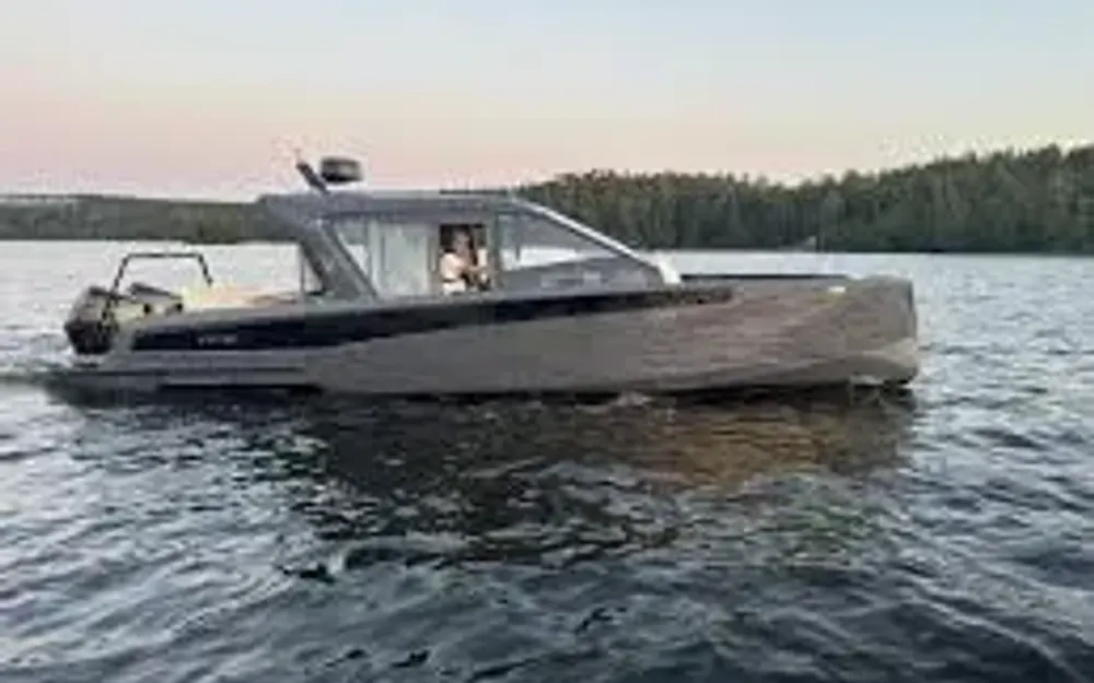 slider 2 Virtue  V10 Cabin