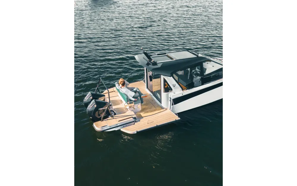 slider 5 Virtue  V10 Cabin