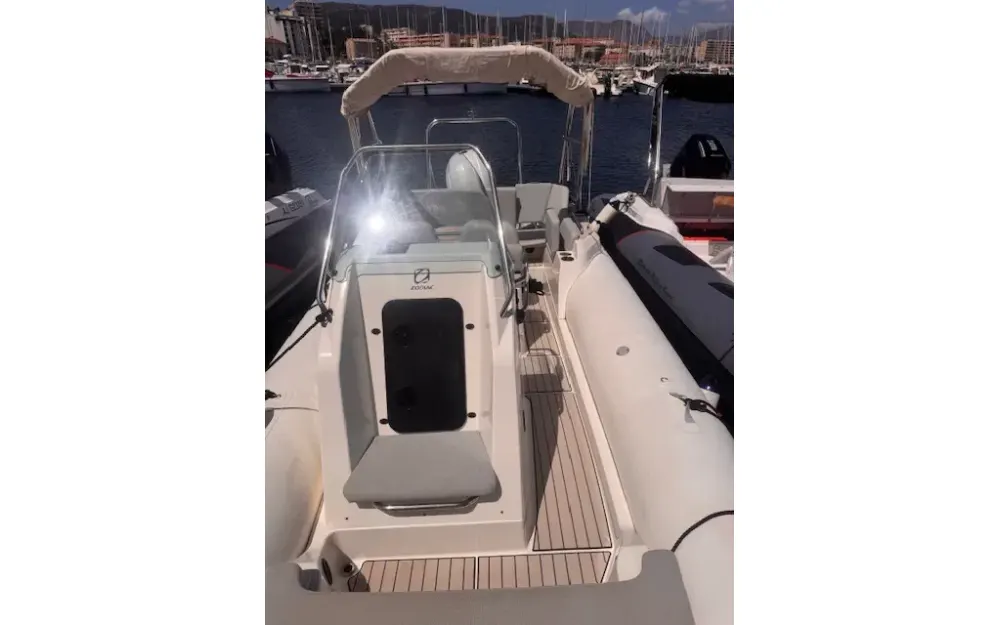 slider 1 Zodiac Medline 6.8