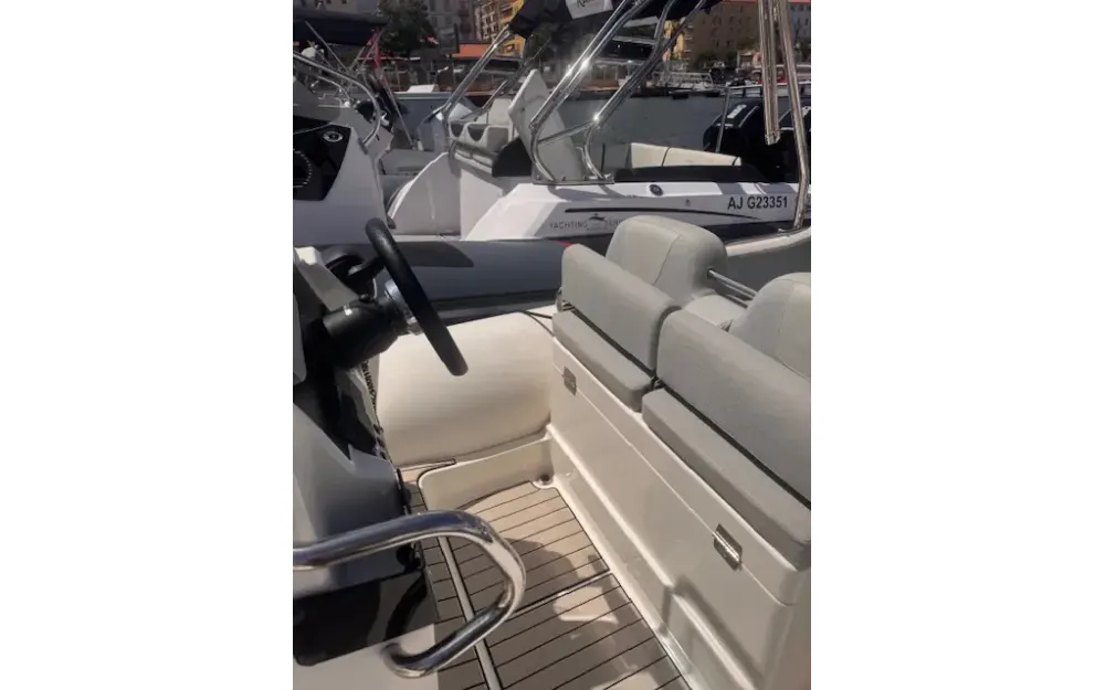 slider 3 Zodiac Medline 6.8