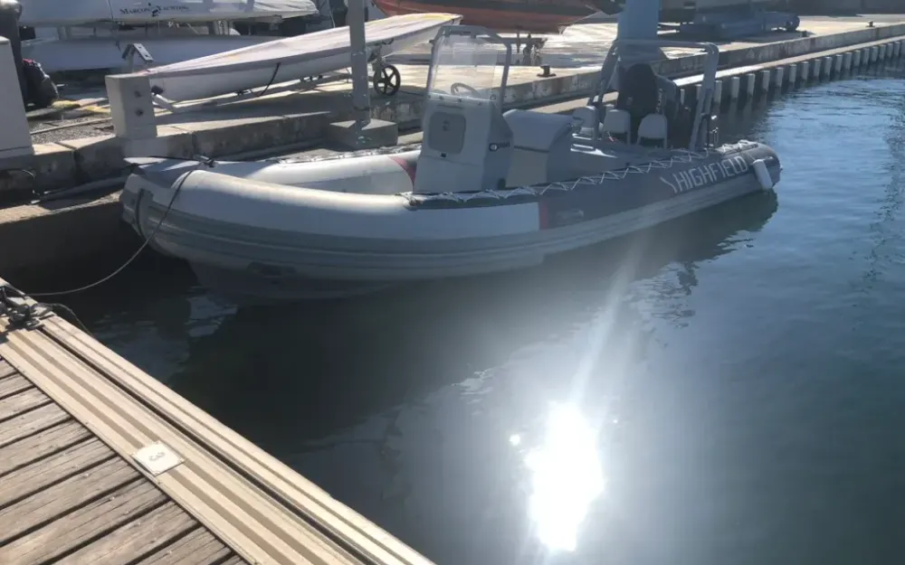 slider 10 Custom HIGHFIELD OCEAN MASTER 590