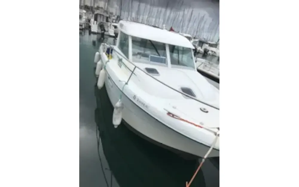 slider 8 Jeanneau Merry Fisher 695
