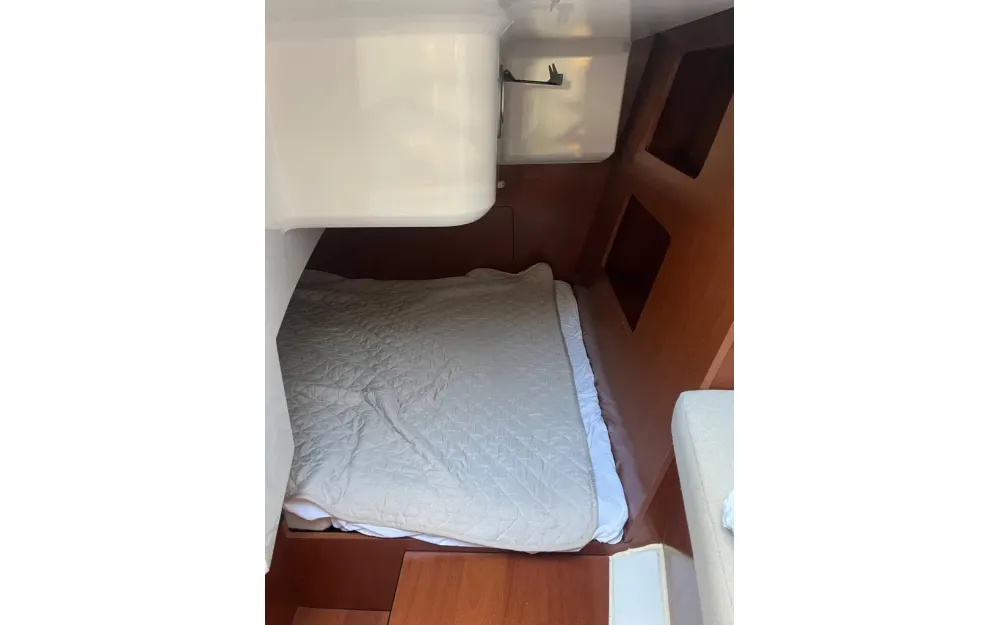 slider 27 Beneteau Antares 8.80