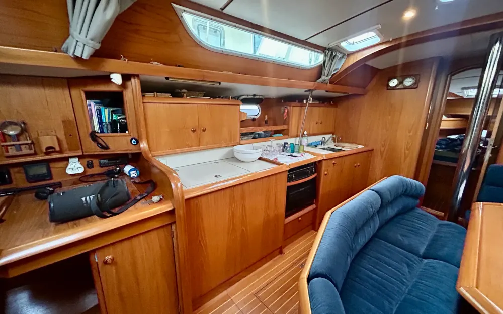 slider 7 Jeanneau Sun Odyssey 42.2