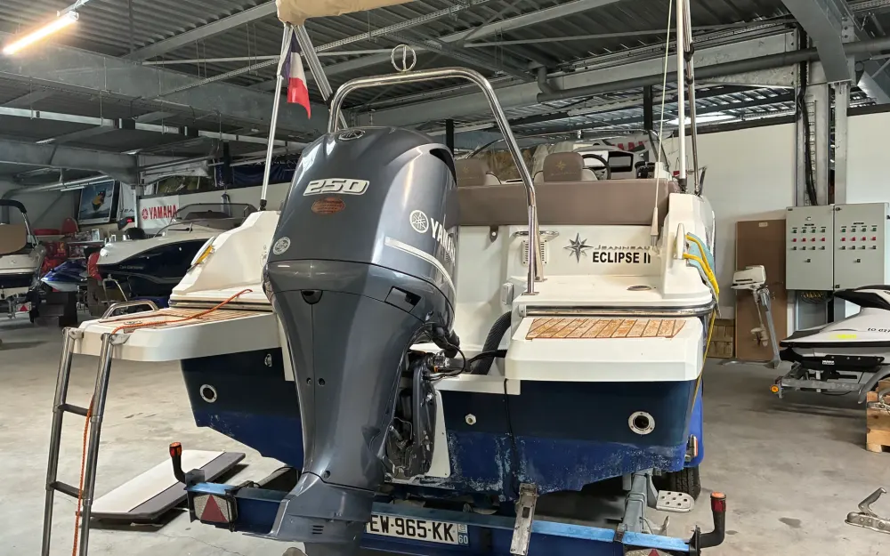 slider 2 Jeanneau  CAP CAMARAT 7.5 WA S2 