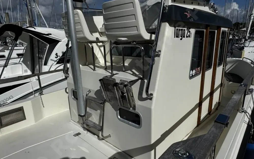 slider 6 Botnia Marin Targa 25.1