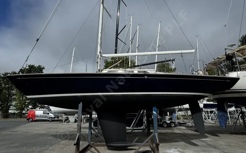 slider 0 Morris Yachts Morris 36