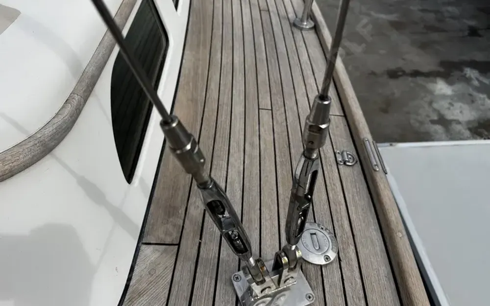 slider 10 Morris Yachts Morris 36
