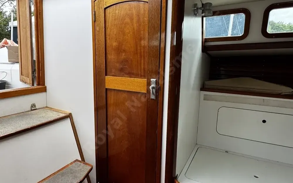slider 13 Morris Yachts Morris 36