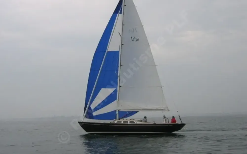 slider 1 Morris Yachts Morris 36