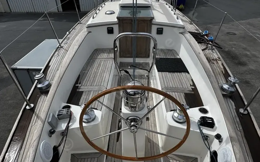 slider 6 Morris Yachts Morris 36