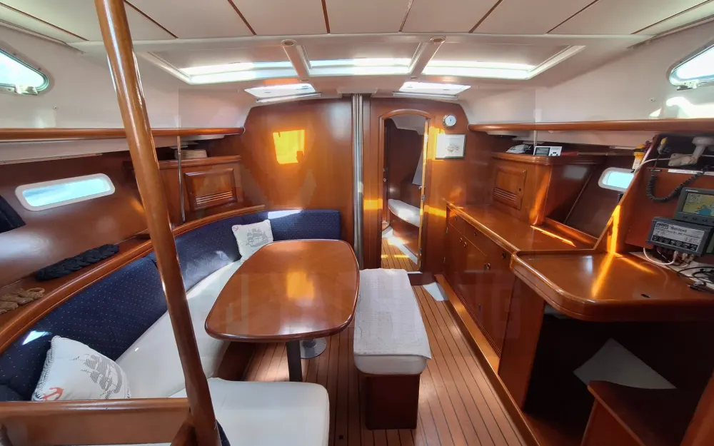 slider 11 Beneteau Oceanis 393 Clipper
