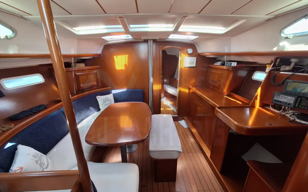 slider 12 Beneteau Oceanis 393 Clipper