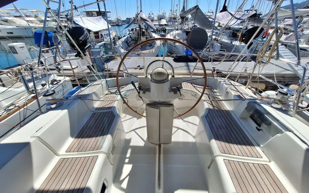 slider 2 Beneteau Oceanis 393 Clipper