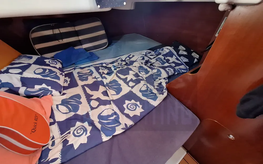 slider 8 Beneteau Oceanis 393 Clipper