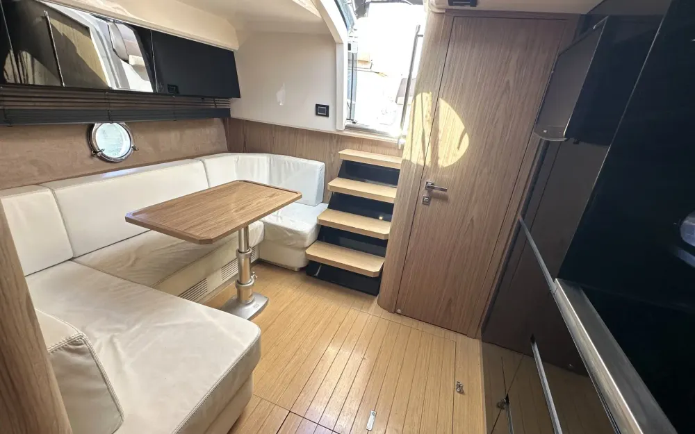 slider 15 Sessa Marine C43 Hard-Top
