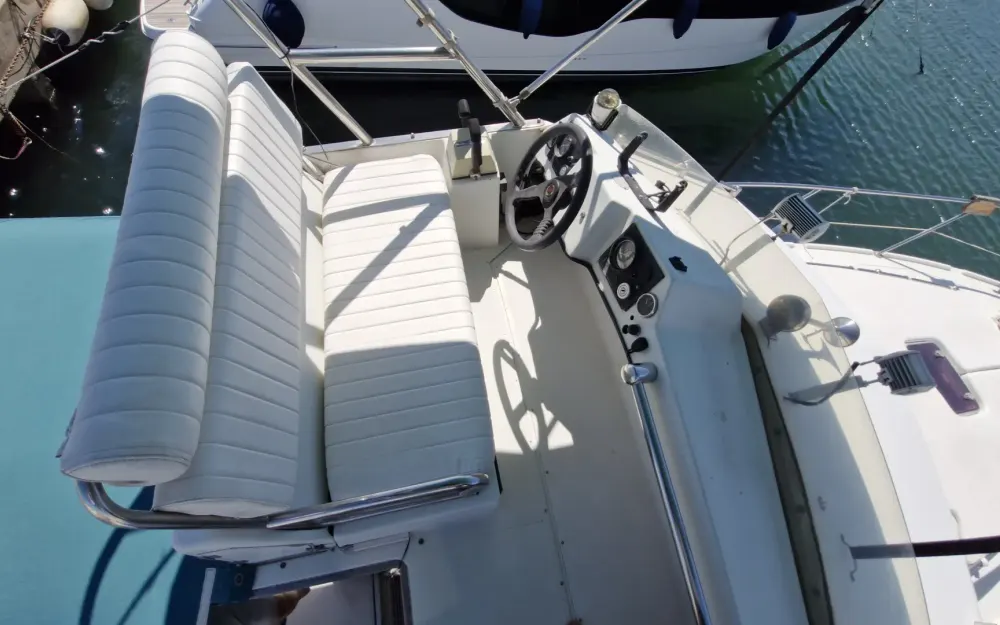 slider 13 Beneteau Antares 860