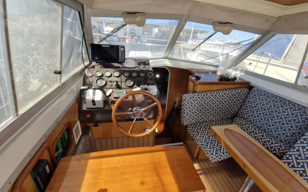 slider 1 Beneteau Antares 860