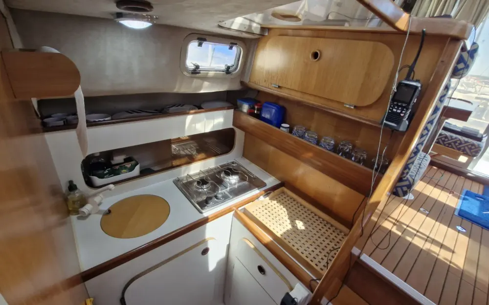 slider 4 Beneteau Antares 860