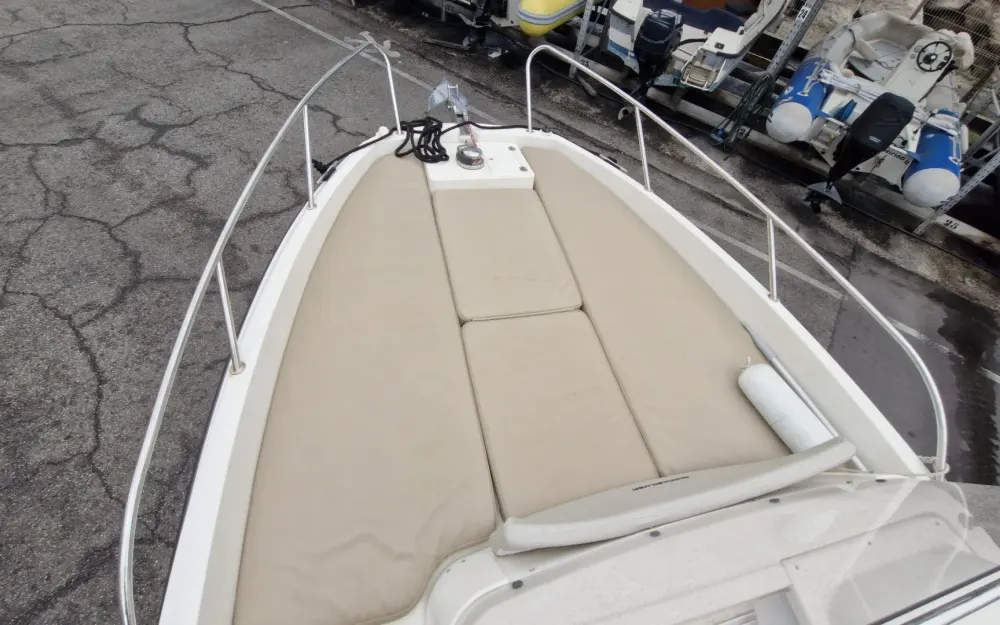 slider 12 Quicksilver  675Sundeck