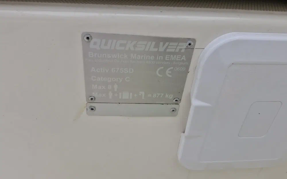 slider 14 Quicksilver 675