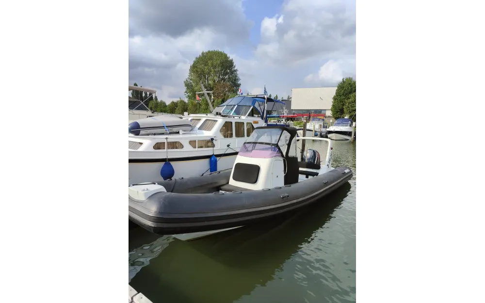 slider 13 Brig Eagle 780