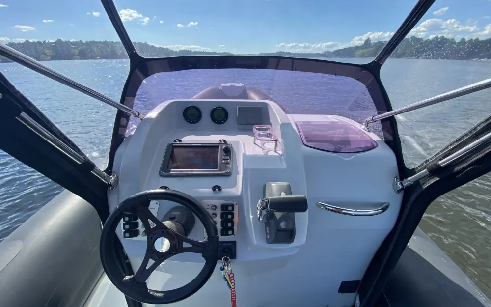 slider 8 Brig Eagle 780