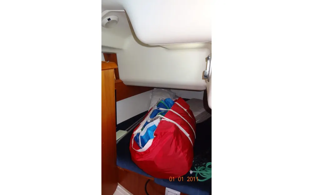 slider 17 Jeanneau Sun Odyssey 40
