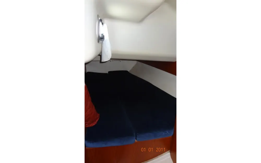 slider 7 Jeanneau Sun Odyssey 40