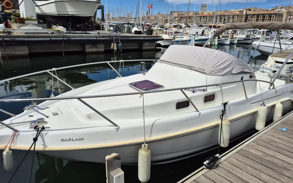 slider 1 B2 Marine Cap Ferret 752Day Cruiser
