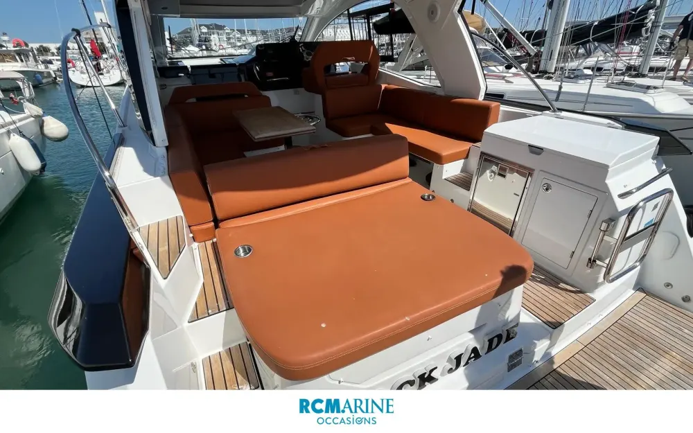 slider 10 Beneteau Gran Turismo 36