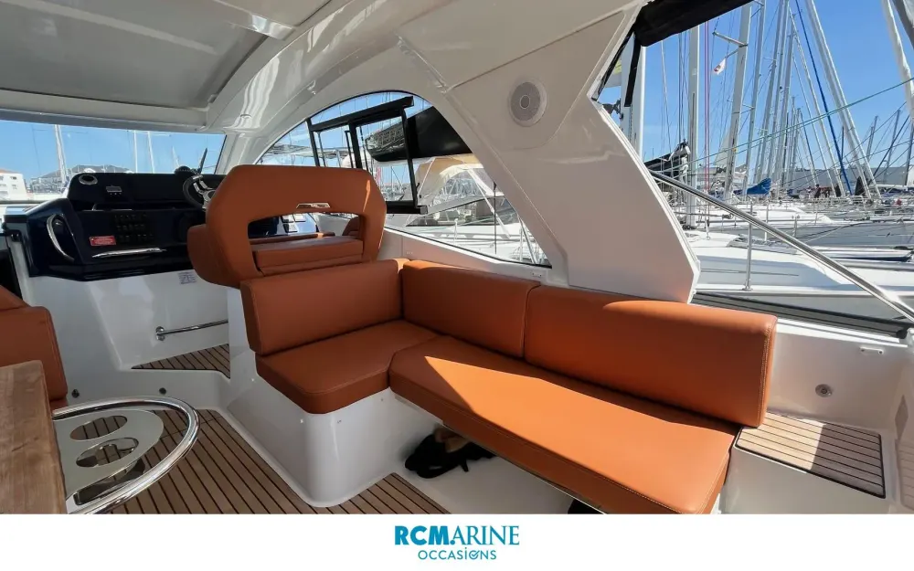 slider 11 Beneteau Gran Turismo 36