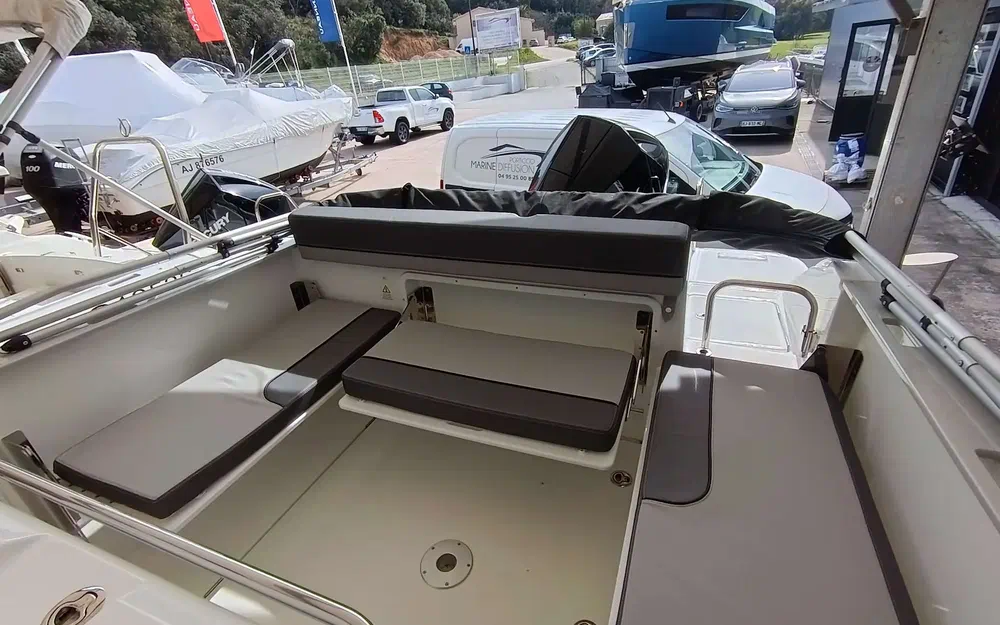 slider 15 Jeanneau Cap Camarat 7.5 CC Serie 3