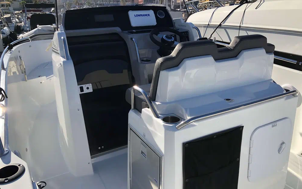 slider 4 Jeanneau Cap Camarat 7.5 CC