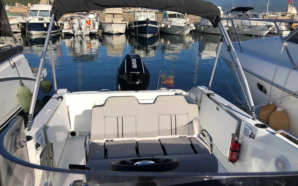 slider 5 Jeanneau Cap Camarat 7.5 CC