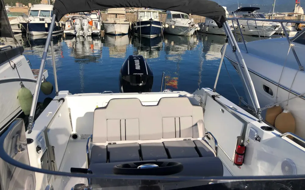 slider 5 Jeanneau Cap Camarat 7.5 CC Serie 3