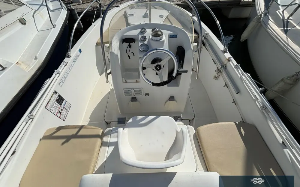 slider 6 Beneteau Flyer 500 Open