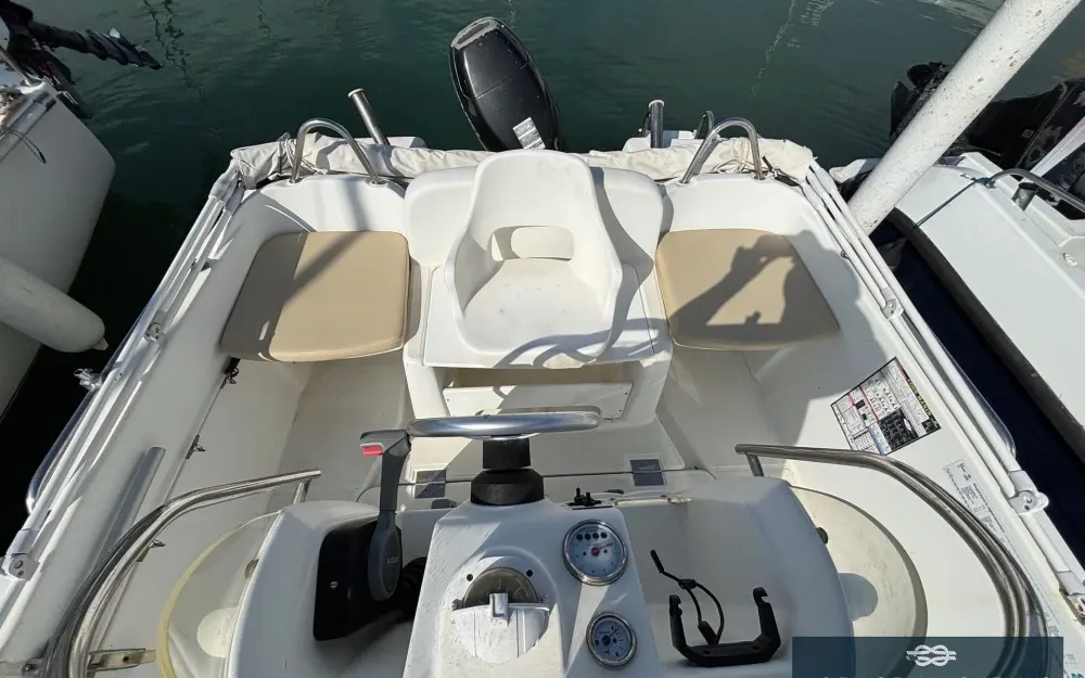 slider 7 Beneteau Flyer 500 Open