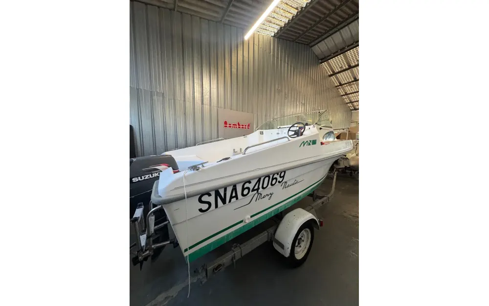 slider 1 Mery Nautic  480 Cabine