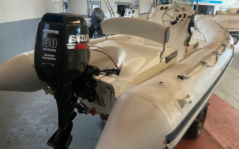slider 4 Bombard Explorer 500SB