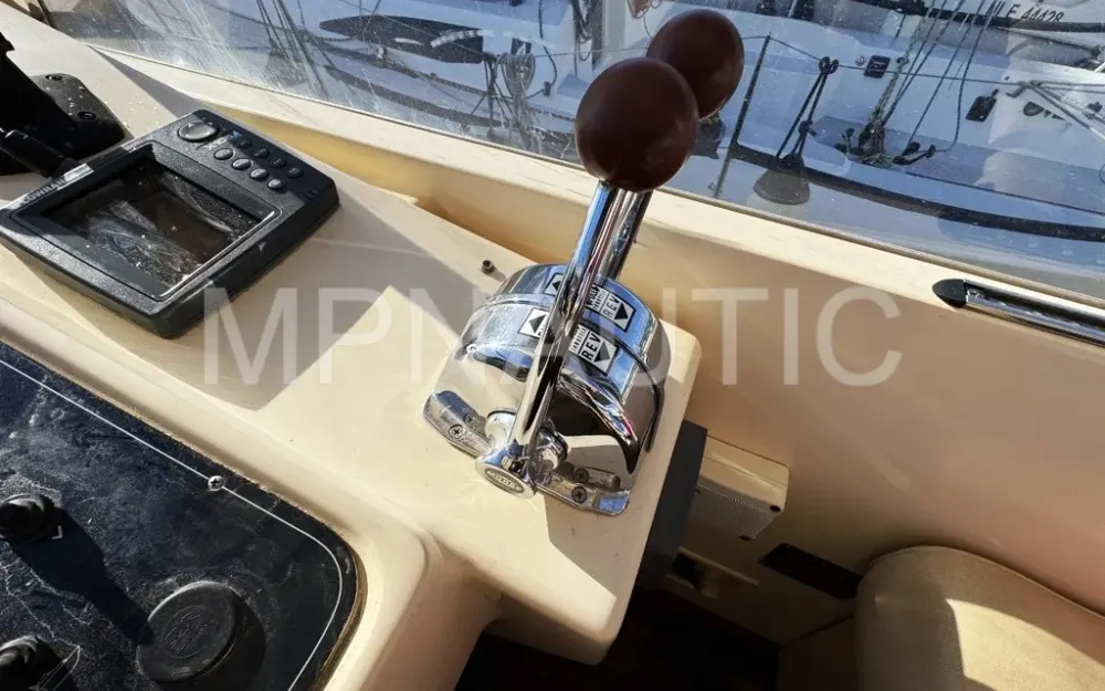 slider 12 Apreamare  750 Semi Cabinato