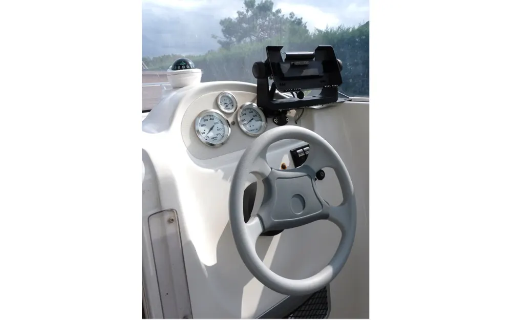 slider 19 Quicksilver  530 Flamingo