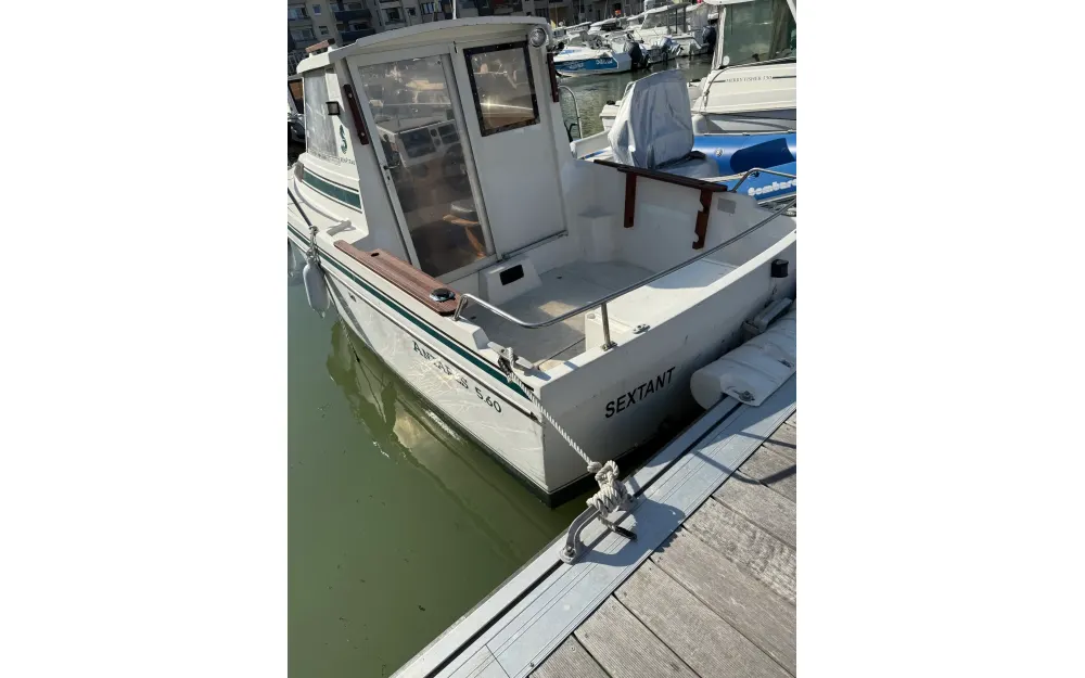 slider 2 Beneteau Antares 560