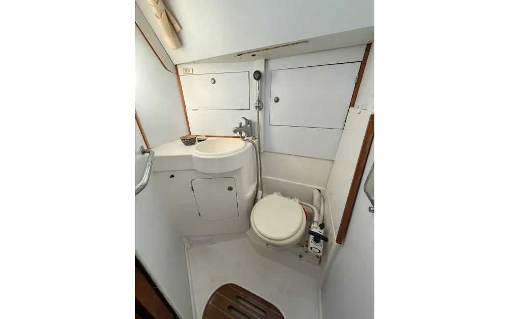 slider 18 Jeanneau Sun Odyssey 37